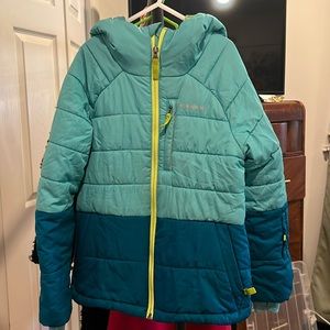 Patagonia Girls Pine Grove Insulated Puffer size M